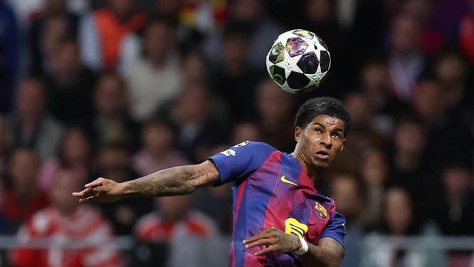 Marcus Rashfordin Manchester Unitedin pelipaita numerolla 10 on nyt jonkun toisen harteilla